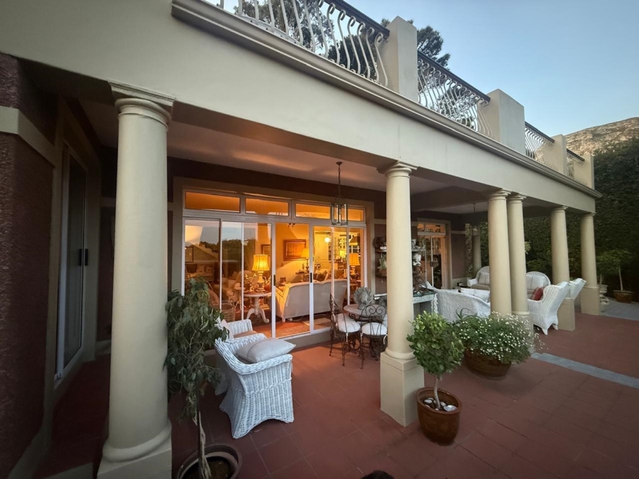 4 Bedroom Property for Sale in Kwaaiwater Western Cape